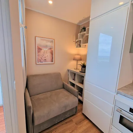 Apartment C08-009