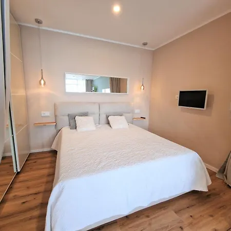 C08-009 Heiligenhafen